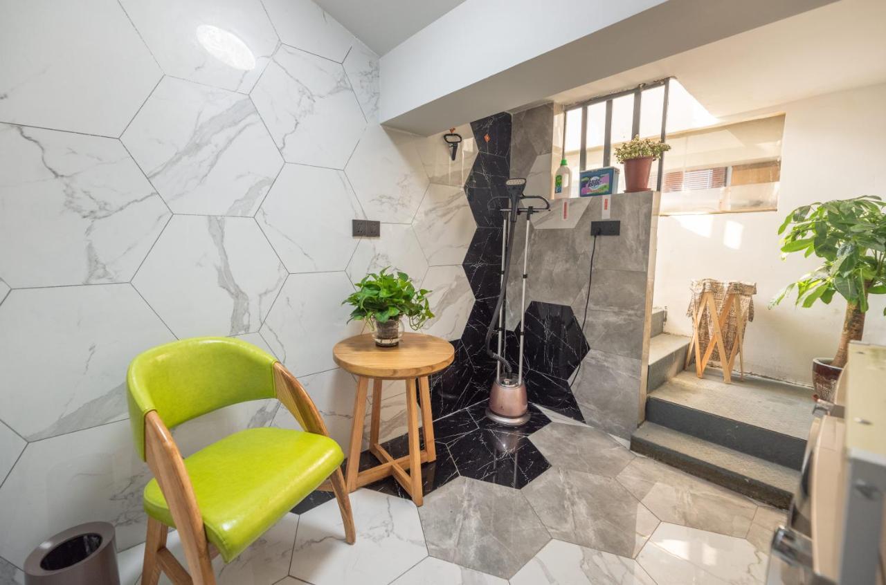 Hotel Ibis Styles Fuzhou WuYi Square Exterior foto